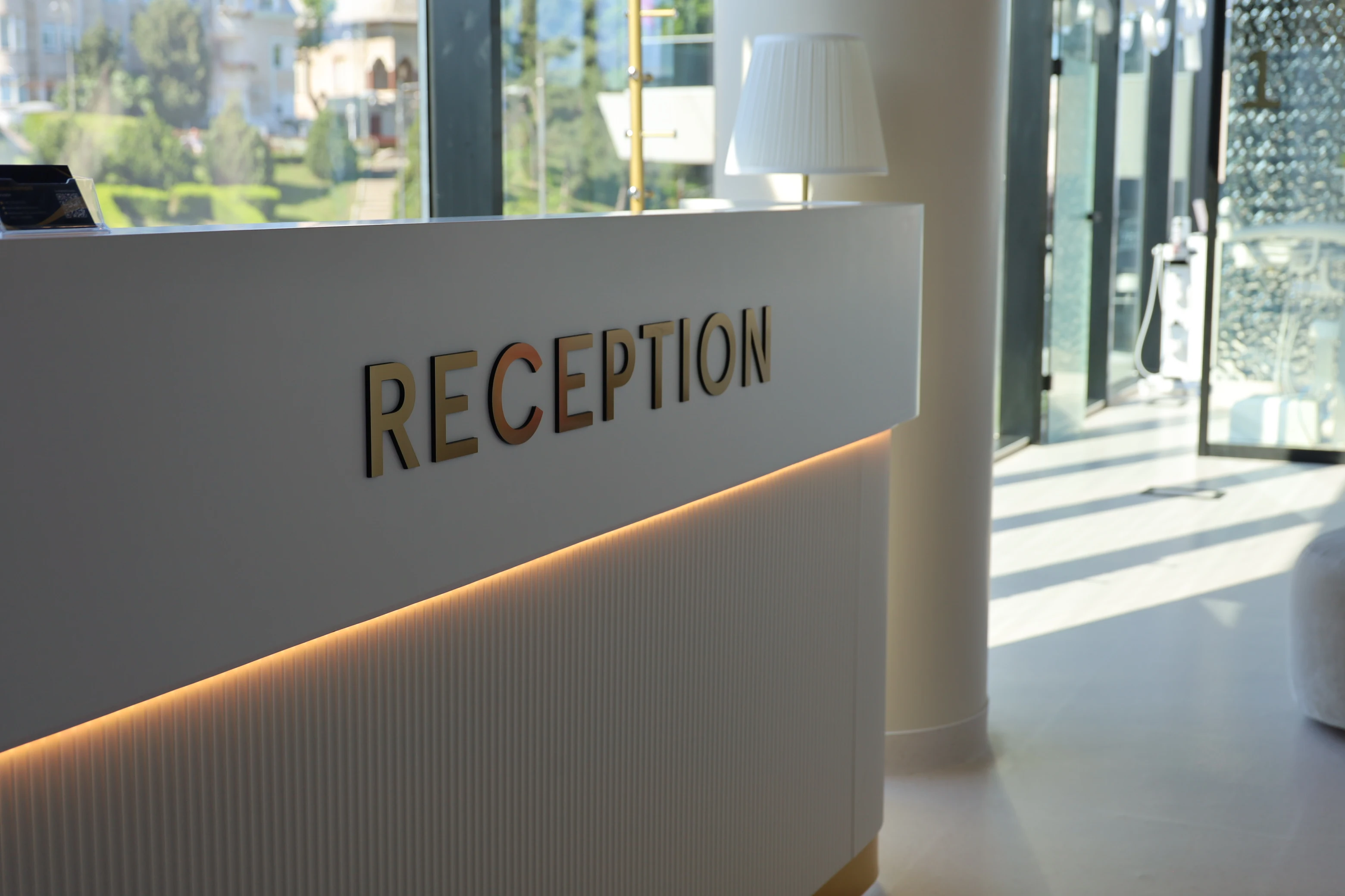 Recepția clinicii dentare The Smile Lounge Constanța