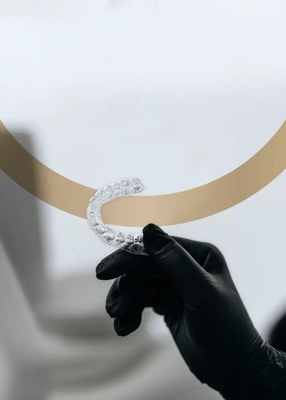 Invisalign - gutieră transparentă