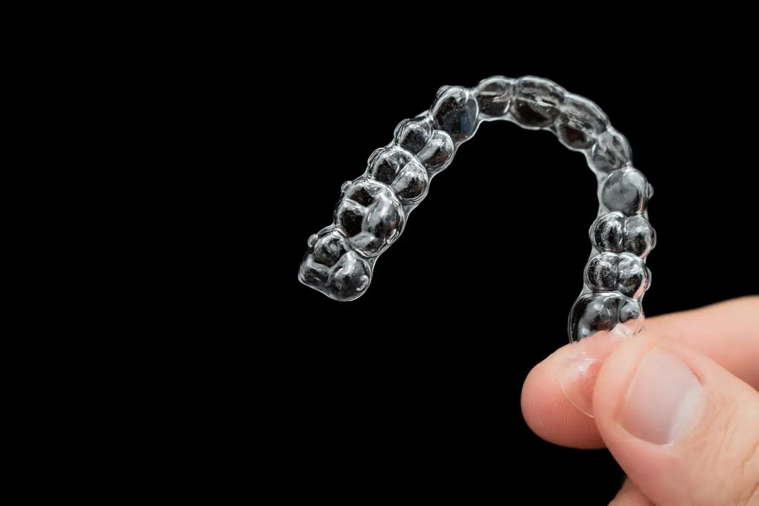 Invisalign 2026: Ghid complet de prețuri și tratament